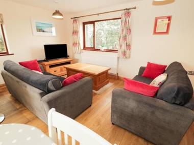 Bwthyn Neithior Llannerch-y-Medd