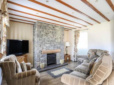 Tyn Towyn - Ty Gwyrdd