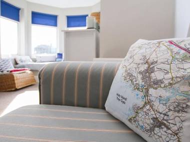 Min Y Mor Trearddur Bay