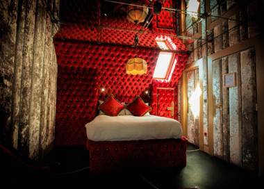 Crazy Bear Beaconsfield