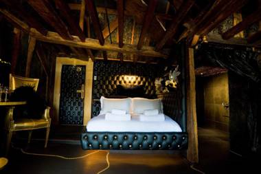 Crazy Bear Beaconsfield