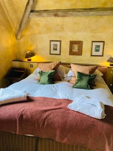 Bannatyne's Charlton House Spa Hotel