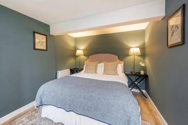 Tucking Mill View- Self Catering
