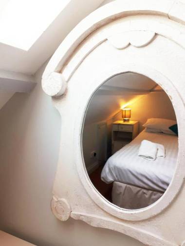 Lamp Post Villa Guest House