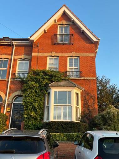 The Glastonbury Townhouse