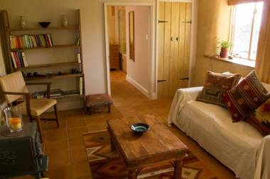 Pathways Beachwood Cottage