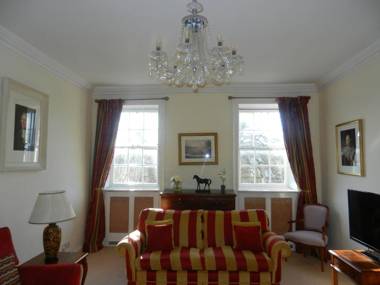 18 The Circus Apartment