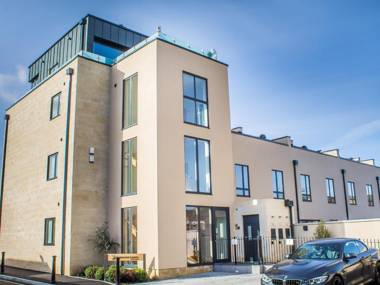 Henge House Bluestone Apartment