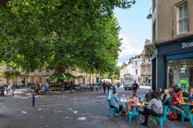 Dream Stays Bath - Kingsmead Street