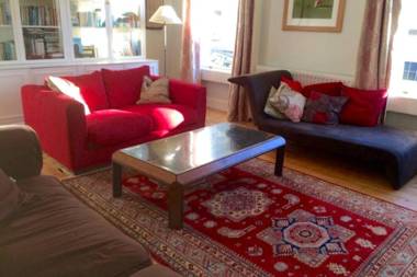 Thomas Street Townhouse - 4 Bedrooms & Courtyard Garden