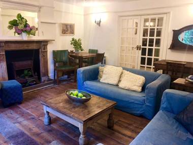 Grand Garden Apartment in Gothic Victorian Villa