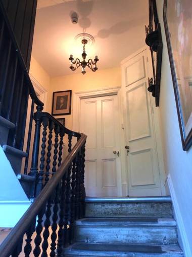 Erte's Atelier - Bohemian 1 bedroom Flat in Gothic Victorian Villa