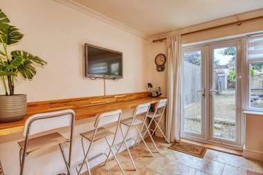 Freedom Stays Bath - Lorne House