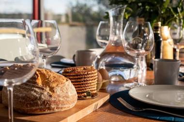 Stunning 5 Bedroom Home with Garden Panoramic View