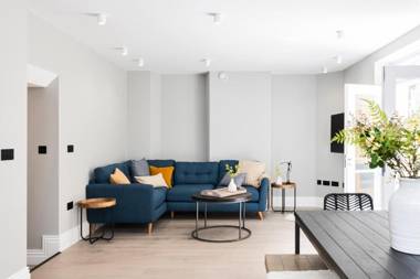 Wine Vaults Apartment