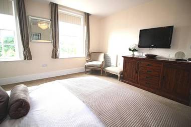 Sterling House @ Short Stays