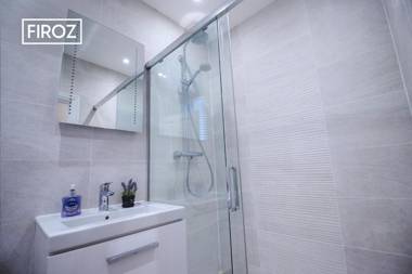 2 Bedroom 1 Bathroom Town Center Apartment With FREE Parking By FIROZ PROPERTY MANAGEMENT