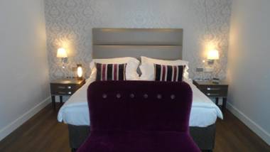 The Pillar Hotel