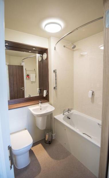 Queen of the Loch Balloch by Marston's Inns