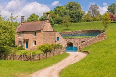 Chatsworth Estate Holiday Cottages