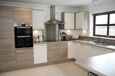 Pineways - Highland Holiday Homes