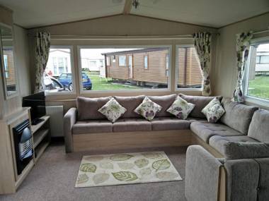 Amazing and Huge Private 8 Berth Caravan on Coast