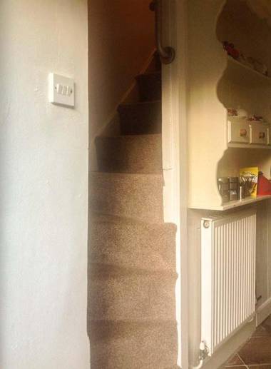 73 Ravensdale Cottages