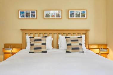 Host & Stay - Muggles Mews