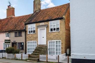 The Old Custom House