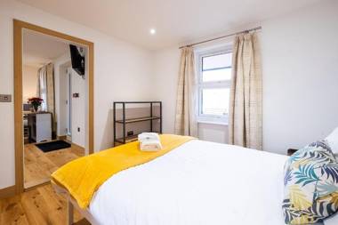 Three Tuns Apartments - Sycamore