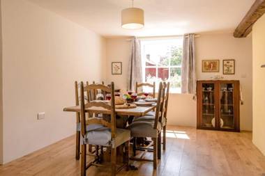 The Old Butchers Shop Bramfield