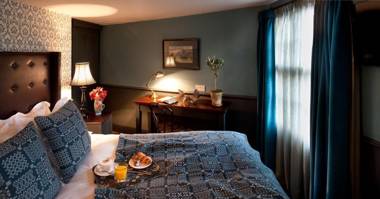 The Crown And Thistle