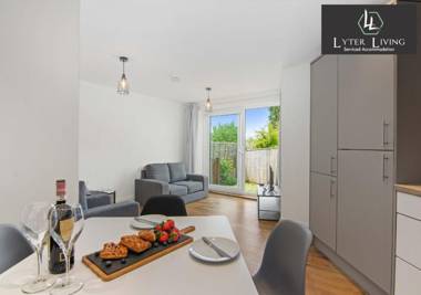 Lyter Living Serviced Accommodation Oxford-Hawthorn-with parking