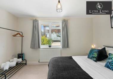Lyter Living Serviced Accommodation Oxford-Hawthorn-with parking