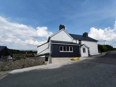 Bryncarnedd Farmhouse