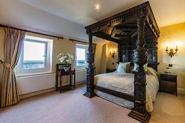 Camelot Castle Hotel