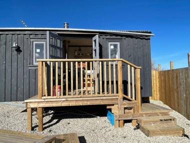 Hidden Hut Secluded Shepherds Hut Titagel