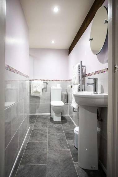 The Wyndham Hotel & Restaurant