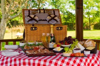 The Farmhouse Hotel and Restaurant