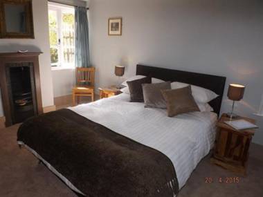 White Hart Cafe Bar & Bistro