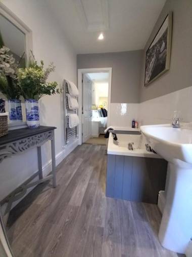 Ironbridge View Townhouse