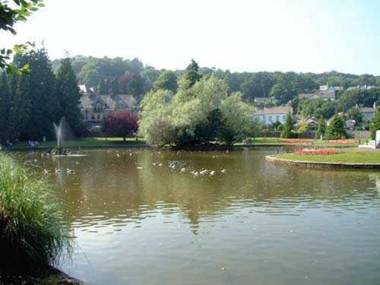 Woodlands Hotel & Pine Lodges