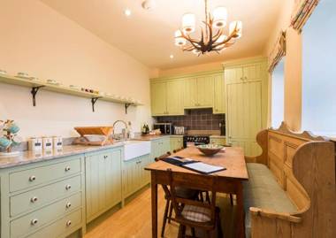 Devonshire Arms Holiday Cottages at Bolton Abbey