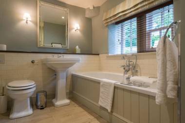 Devonshire Arms Holiday Cottages at Bolton Abbey