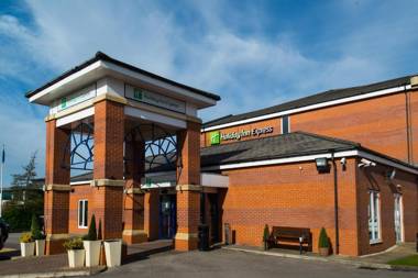 Holiday Inn Express Manchester East an IHG Hotel