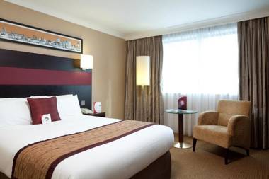 Crowne Plaza Manchester Airport an IHG Hotel
