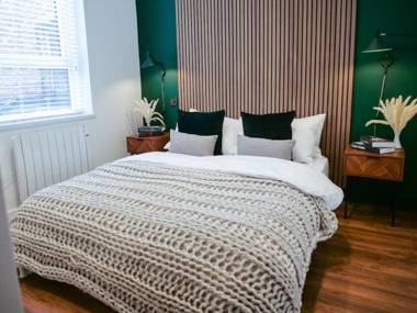 Bohemian Bauhaus Boutique by The Jacksonheim Boutique