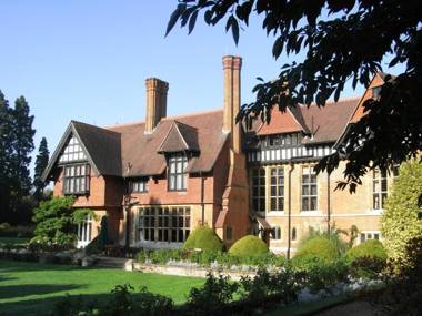 Best Western PLUS Grim's Dyke Hotel