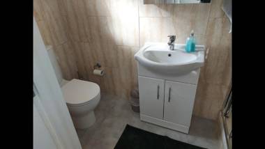Room in Guest room - Family room with private bathroom