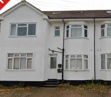 Pretty 4 Double Bedroom Home With 3 Bathrooms